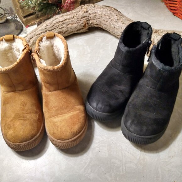 2 Pairs Size 8 Toddler Cat & Jack Faux Suede Furry Lined Winter Boots - Picture 2 of 9